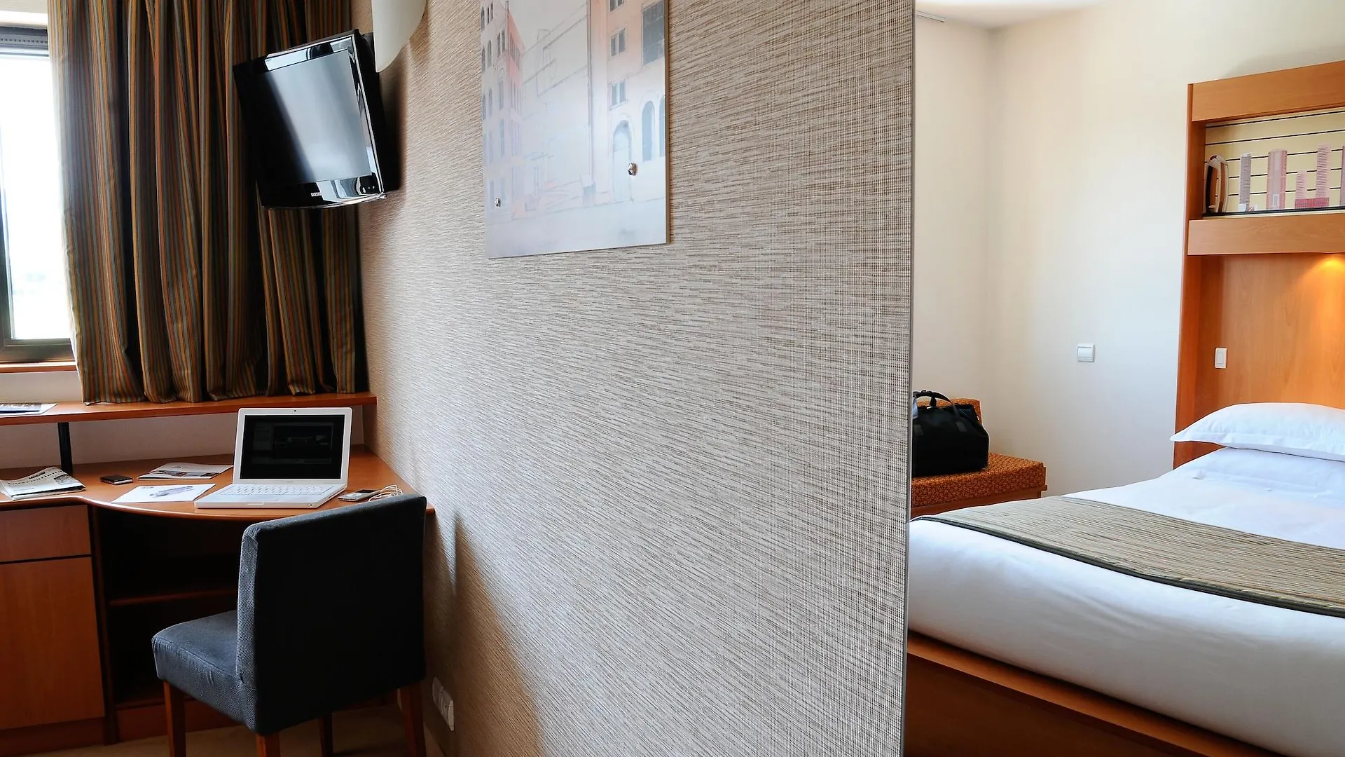 Hotel Archamps Porte Sud De Geneve