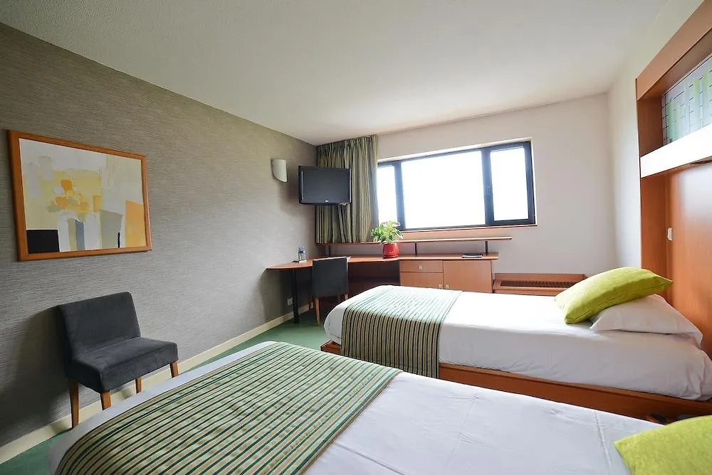 Hotel Archamps Porte Sud De Geneve France