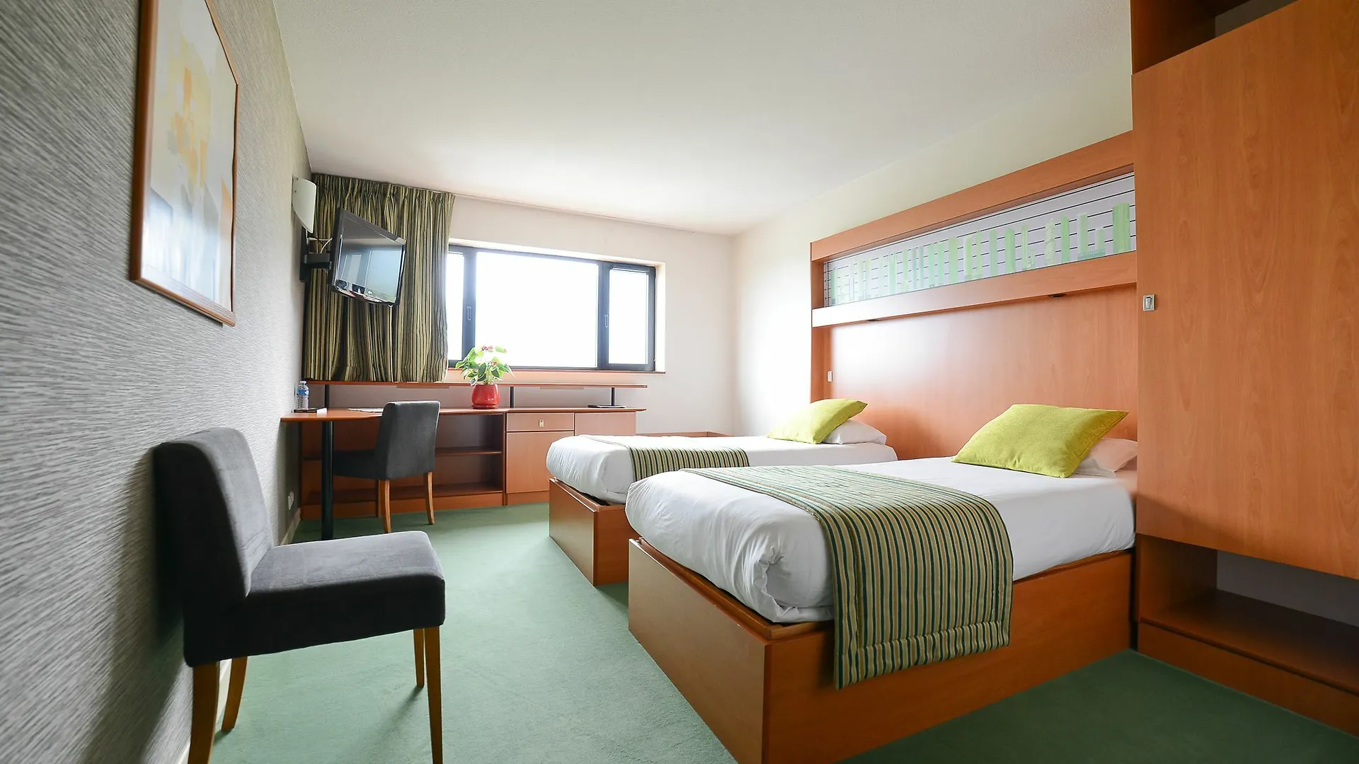 Hotel Archamps Porte Sud De Geneve